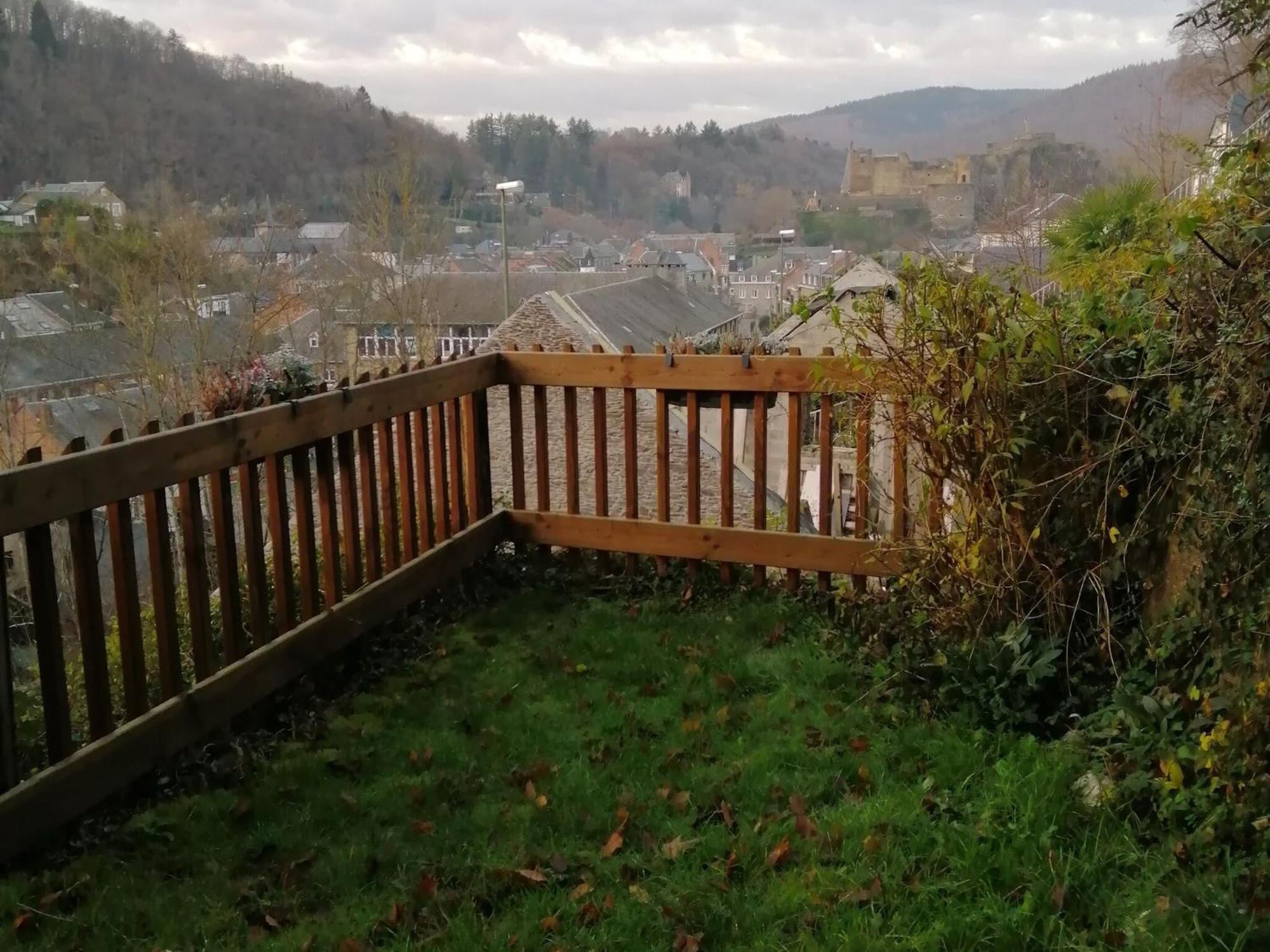 Child Friendly Holiday Home In La Roche En Ardenne Exterior photo